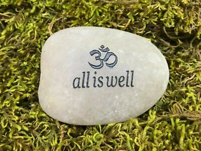 Mini Piedra de Meditación ZEN Grabada JARDÍN DE HADAS TODO ESTÁ BIEN ~ Compra 3 Ahorra $6 Foto 1 de 3