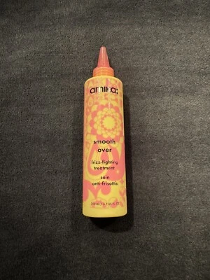 NUEVO Tratamiento capilar Amika suave contra el frizz (6,7 oz/200 ml) tamaño completo Foto 1 de 2