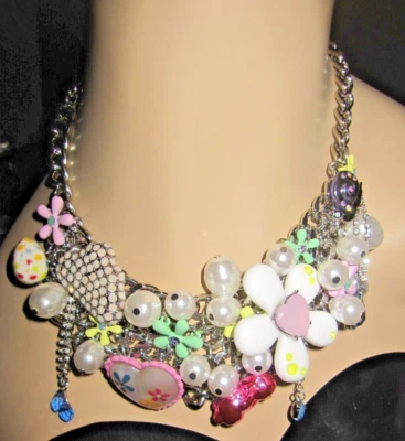 Colar Betsey Johnson Hop To It Bunny and Bling Statement Colar - Imagem 1 de 3