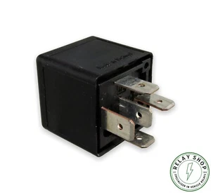 Chevrolet Daewoo 2005-2015 Multi-Usage Noir 5-Blade Relais V23134-B52-C643 12V - Picture 1 of 8