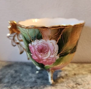 Tazza da tè Chubu Cina Giappone occupato bordo oro piedi rosa floreale demitasse - Foto 1 di 9