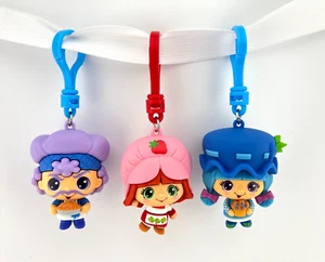 TLS Strawberry Shortcake 2.5" Lot of 3 Bag Clips - Keychains CheeBee NEW 2024 - Picture 1 of 6