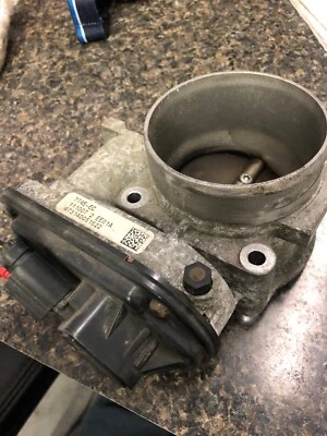 Carrocería del acelerador Lincoln MKZ MKX 2007-2009 FORD EDGE 3,5 VP7T4U-9E928-BA Foto 1 de 4