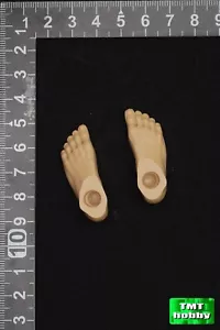 ES 26068 British Army Brigade of Gurkhas - Bare Feet Maßstab 1:6 - Bild 1 von 2