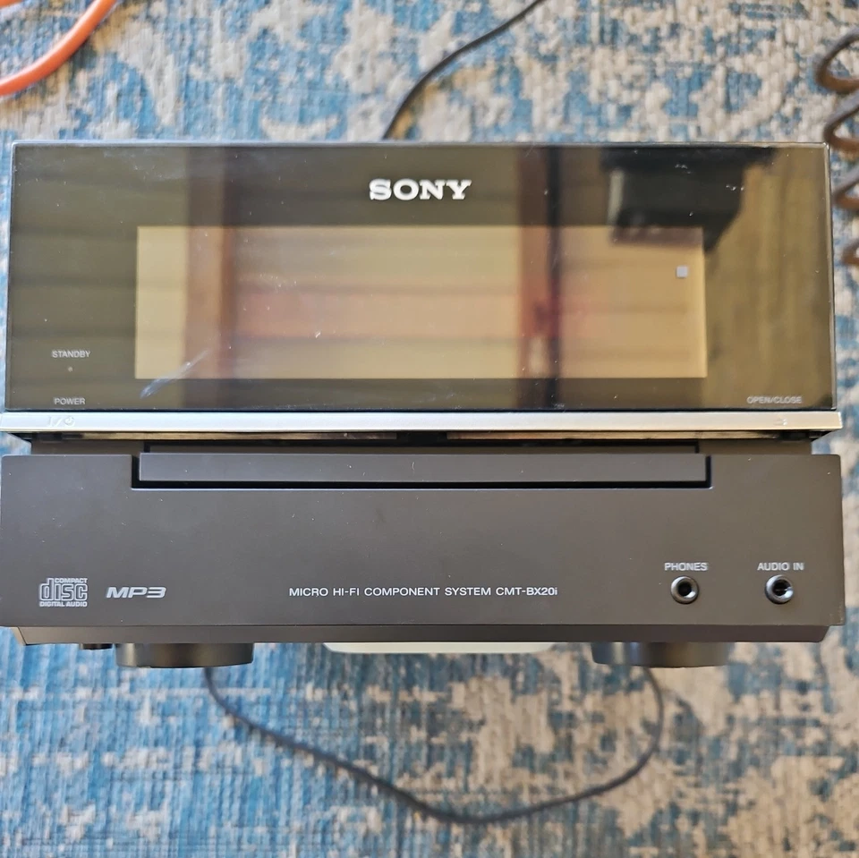 Receptor de disco compacto Sony HCD-BX20i iPod no funciona Foto 1 de 2