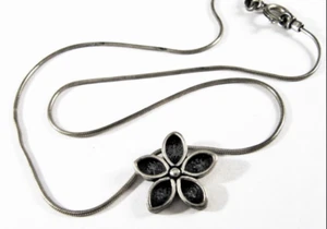 Collar Colgante Silpada Plata Esterlina 925 Flor Pequeña Oxidada N1276 - Imagen 1 de 13