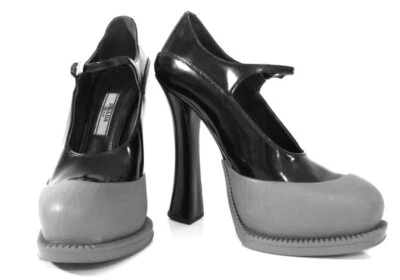 Prada Negro Gris Goma Puntera Mary Jane Tacón Alto Bomba Talla 8 Foto 1 de 4