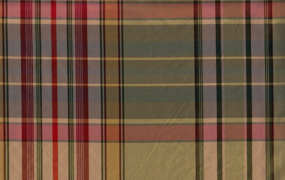 Tafetán 100% seda multi cuadros. tela por patio. 54" de ancho. Foto 1 de 1