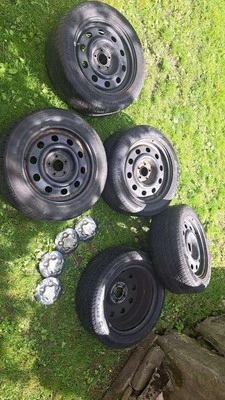 235 55 17. Usado uma vez para um Crown Vic antes de ser retirado quando foi descartado. - Imagem 1 de 2