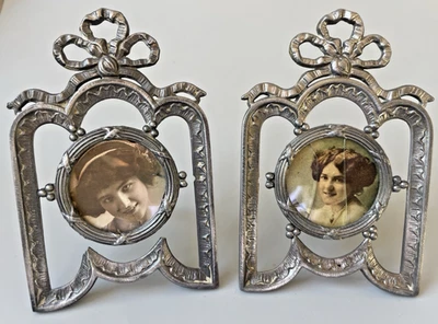 Paire De Cadres métal Paris Déposé Bte SGDG décor Ruban Noué - Photo 1/4