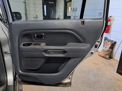 Panel interior de la puerta trasera lateral Pilot Rh Pass 2007 gris A Foto 1 de 4