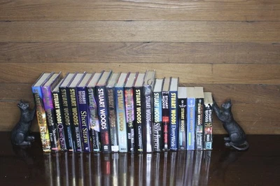 Stuart Woods Books - Lot of 20 - 16 Hardbacks - Stone Barrington - Image 1 of 4