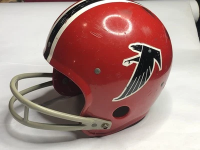 Capacete de futebol americano vintage da década de 1970 NFL Rawlings Atlanta Falcons pequeno - Imagem 1 de 4