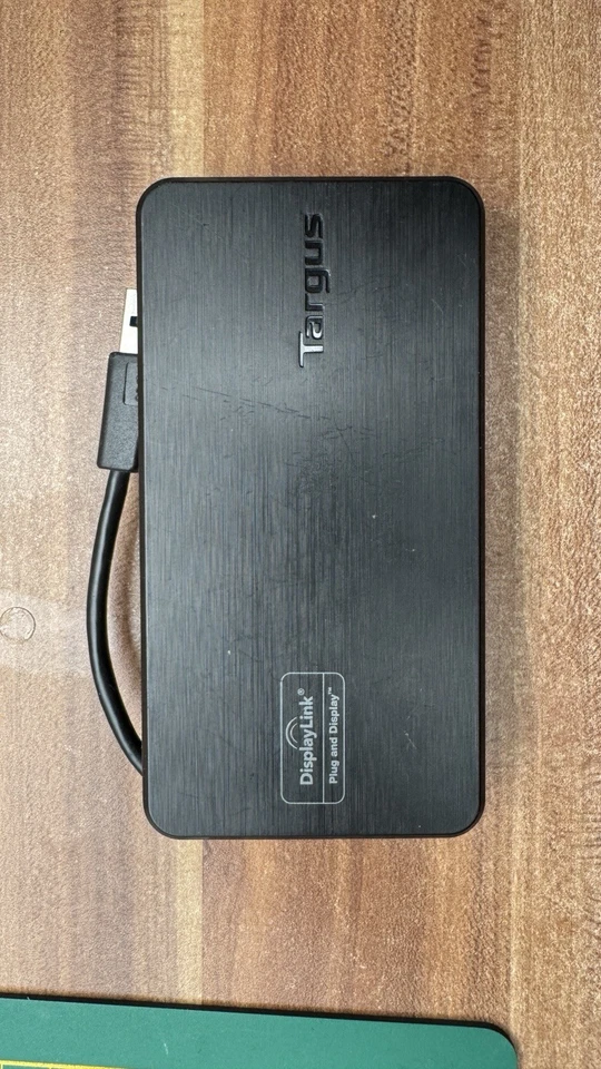 Targus DOCK110 USB Multi Display Extender Adapter Dockingstation ACA928EUZ - Bild 1 von 4