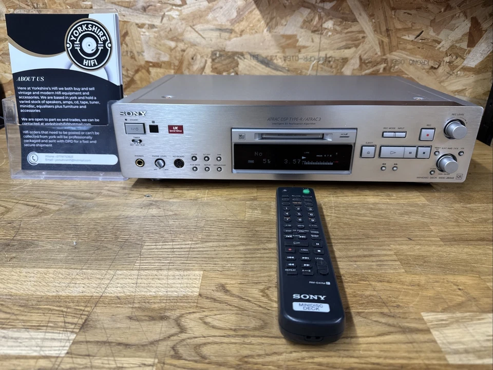 Sony MDS-JB940 Mini Disc Player Recorder HIFI Silver + Remote - Serviced - POST - Image 1 of 4