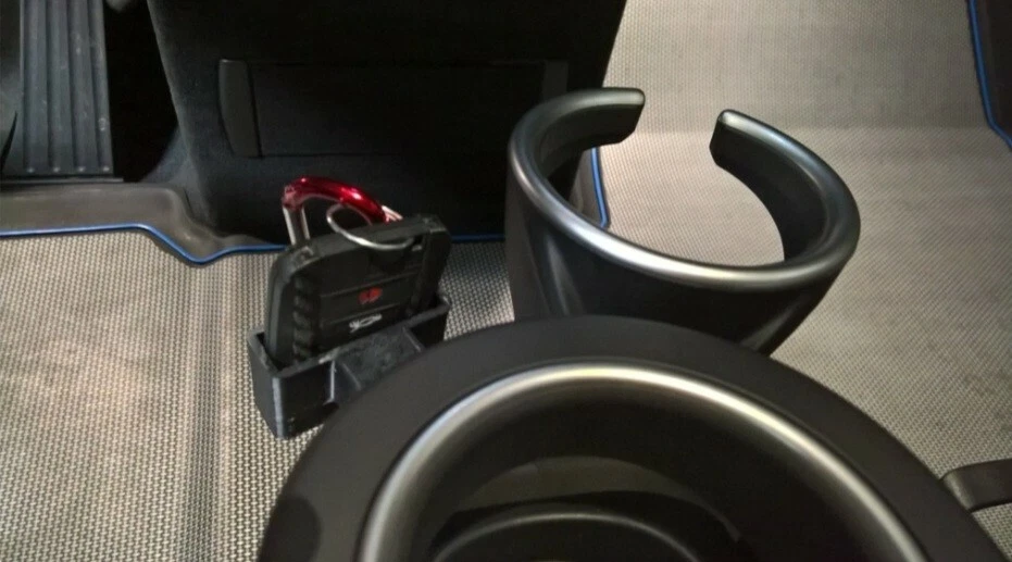 Bmw Key Fob Holder I3 Center Console Accy - Image 1 of 4