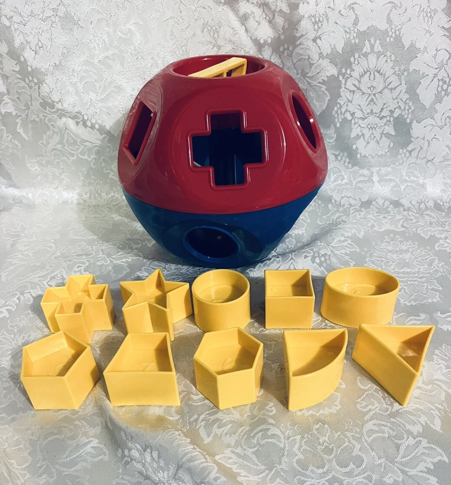 Tupperware Forma O Juguete Niños Bebé Niño Desarrollo Bola Clasificadora Nuevo Foto 1 de 4