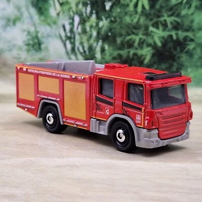 Matchbox Scania P 360 Fire Engine Diecast Model (19) Excellent Condition. - Image 1 of 4