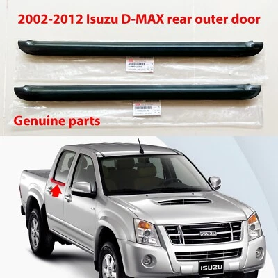 02-12 Genuine Isuzu D-MAX RA RC pickup 4D outer rear door belt weatherstrip seal - Image 1 of 4