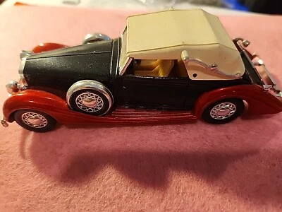 Solido  1/43 Die-Cast CarDelage d8_120 1939 Coupe France(220) - Image 1 of 4