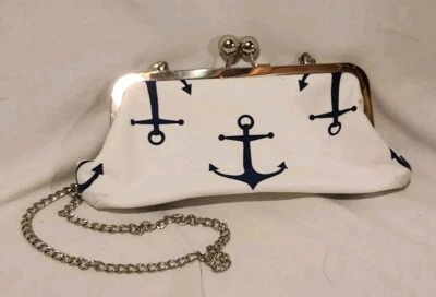 Donna Dixon Handbag W/Kiss Clasp Shoulder Bag W/Chain Strap White W/Blue Anchors - Image 1 of 4