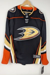 Talla S - Camiseta deportiva para hombre Fanatics negra Anaheim Ducks Breakaway Home - Nueva con etiqueta - Imagen 1 de 8