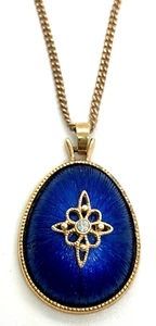 VINTAGE Signed AVON Gold Tone Necklace NAVY BLUE Enamel & Rhinestone EGG Pendant - Picture 1 of 6