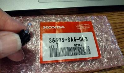 New Honda dash light bulb 35505-SA5-003 Foto 1 de 3