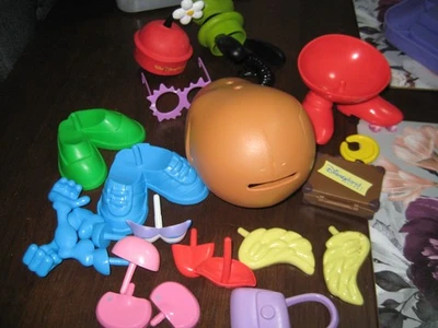 MR POTATO HEAD SPUD AND  ACCESSORIES/PARTS #2-USED - image 1 of 2