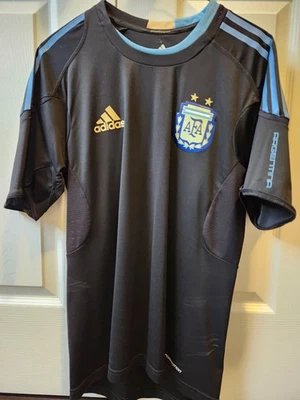 Argentina national soccer team 2010 world cup Adidas training shirt - Image 1 of 3
