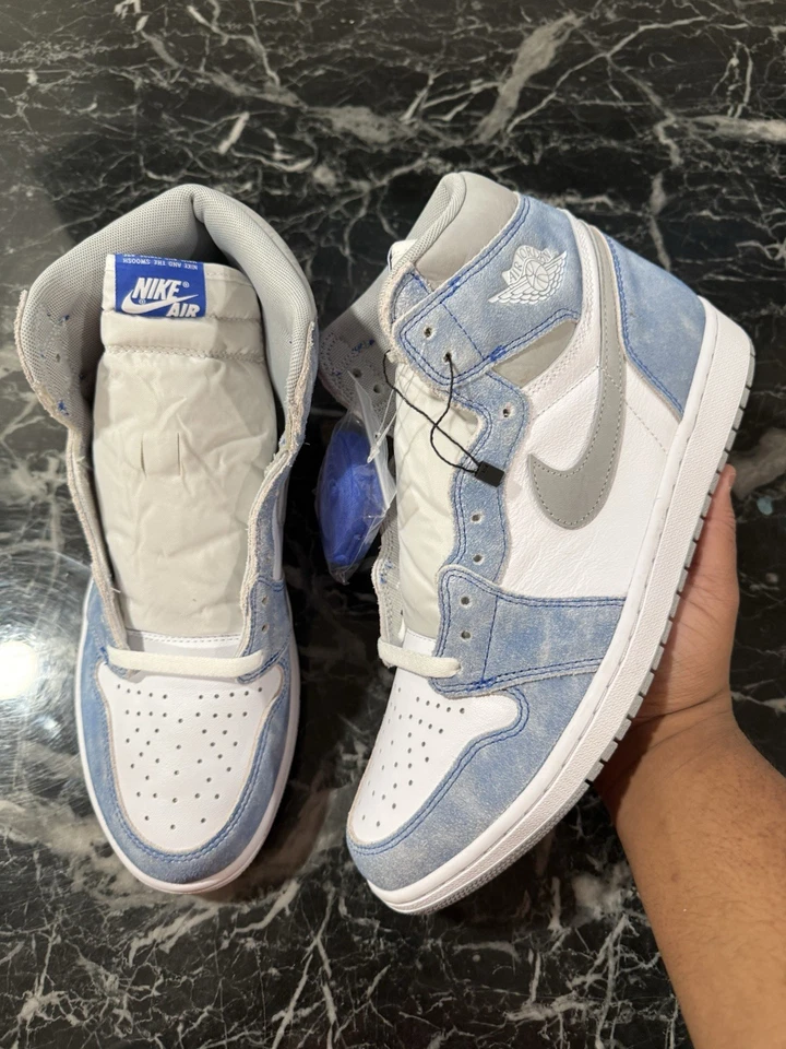 Jordan 1 Retro OG High Hyper Royal (DS) Talla 12 Totalmente Nuevo Foto 1 de 4