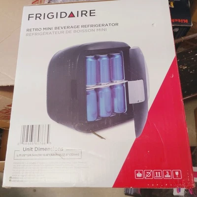 NEW Frigidaire Retro Mini Personal Fridge Cooler, Holds 9L or 12 Cans Portable - Image 1 of 4