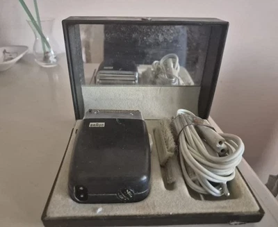 Braun Sixtant typ 5-310 700 rasoio elettrico vintage - Immagine 1 di 4