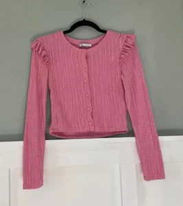 Zara Barbie Pink Ribbed Cropped Cardigan Sweater Size Small ruffle Shoulders - Picture 1 of 9