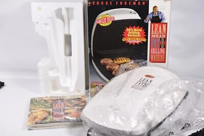 George Foreman Grill, Extra Large Family Sized GR26CB In Original Box - Image 1 of 4