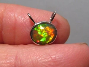 Welo Opal  Pendant , Solid  14 k White Gold - Imagen 1 de 13