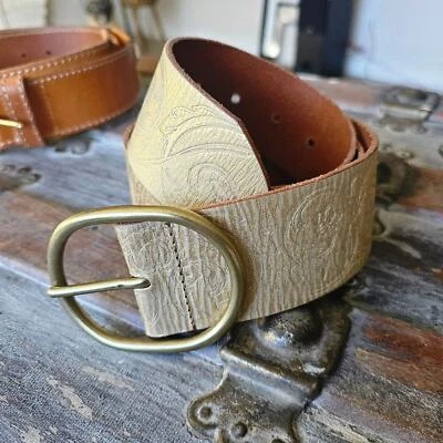 Linea Pelle Metallic Gold 2" Wide Embossed Leather Belt Brass Buckle M EUC  - Image 1 of 4