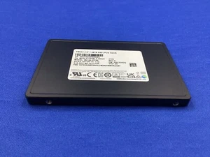MZ-QL27T60 Samsung PM9A3 7.68TB PCIe Gen4 NVMe U.2 2.5'' SSD MZQL27T6HBLA - Picture 1 of 6