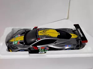 Chevrolet C8.R 5.5L V8 Team Corvette Rennen # 64 Lm 2021 GT SPIRIT GT879 1:18 - Bild 1 von 6