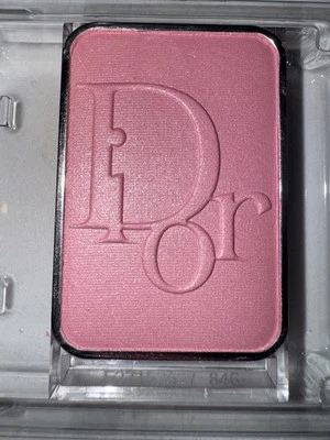 Dior Blush - Image 1 of 4