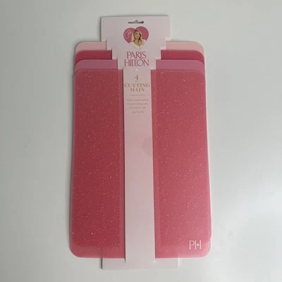 Новый с Ярлыками PARIS HILTON дизайнерский 4 шт ярко розовый резки коврики 13 x 9,5 без скольжения захват назад - Изображение 1 из 4