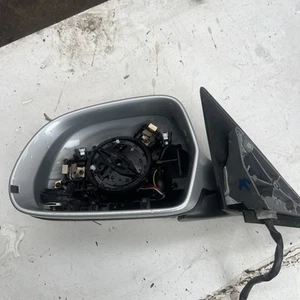 DAMAGED AUDI A3 8P S LINE 2012 FRONT passenger SIDE WING MIRROR IN SILVER - Picture 1 of 2