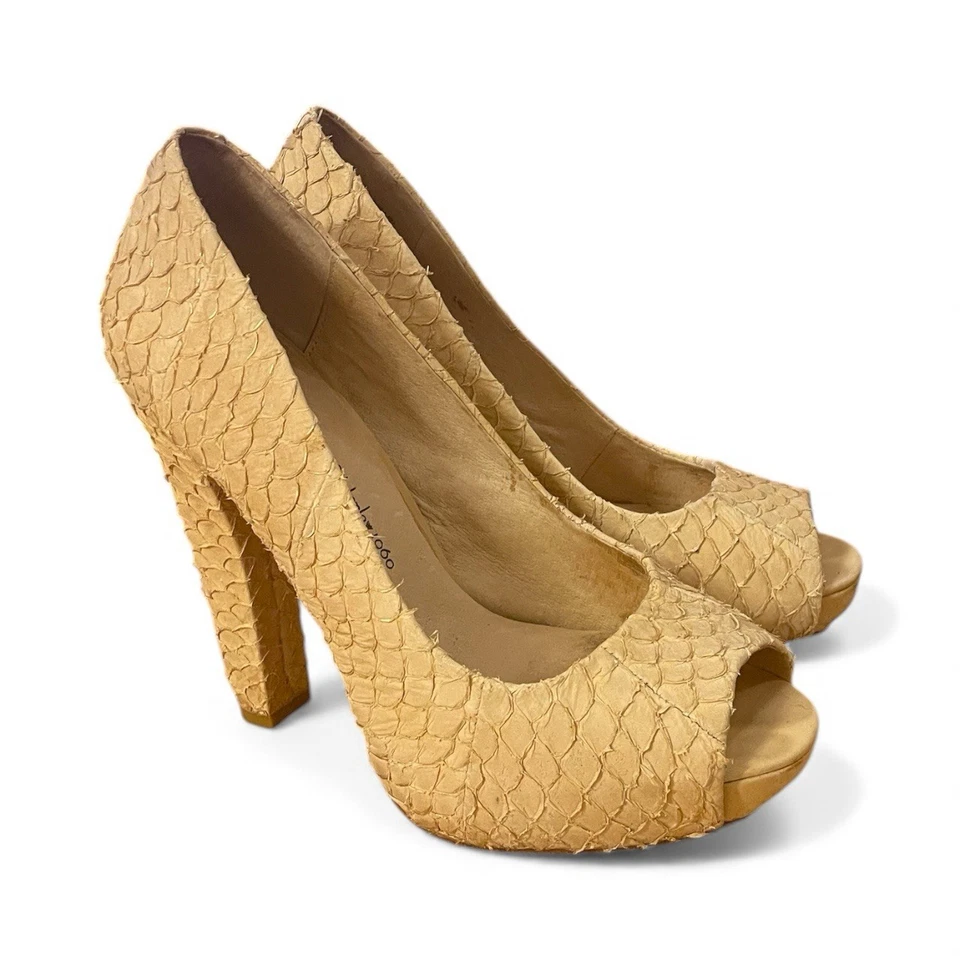 House Of Harlow 1960 Tacones Perla Pitón Piel de Serpiente Peep Toe Plataformas Y2K Talla 6 Foto 1 de 4