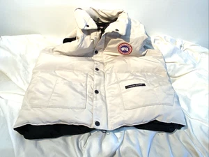 Canadá Goose Freestyle Uomo Crew Puffer Gilet Artico NUOVO Crema Marrone Colore M Medium - Foto 1 di 17