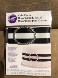 Wilton 120-1181 Black Ribbon & Buckle Cake Decor Black Buckled Ribbon - Picture 1 of 2