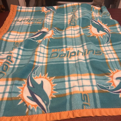 Miami Dolphins Blanket Cover