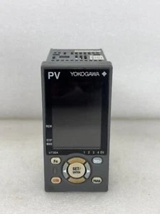 Controlador de temperatura indicador digital Yokogawa UT32A-NNN-11-UN 100-240VAC - Imagen 1 de 6
