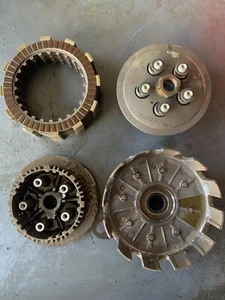 2007 KTM 250 SXF OEM Complete clutch basket assembly Plates Hub Springs - Picture 1 of 8