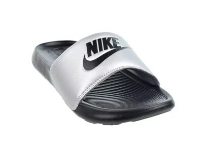 Sandalias Nike Victori One Slide para mujer cómodas plateadas negras CN9677006 talla 5 Foto 1 de 4