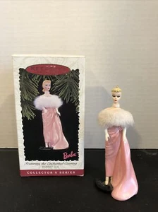 1996 ZAUBERHAFTER ABEND NEU Hallmark Barbie rosa Kleid Fell elegant Ornament SCHÖN - Bild 1 von 5